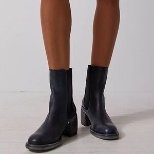 Free People Essential Chelsea Boots, 38.5